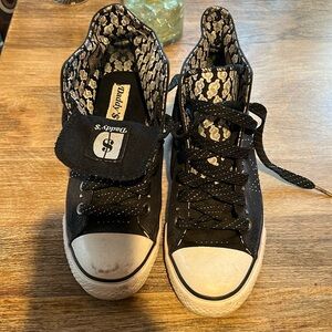 Black wedge sneakers